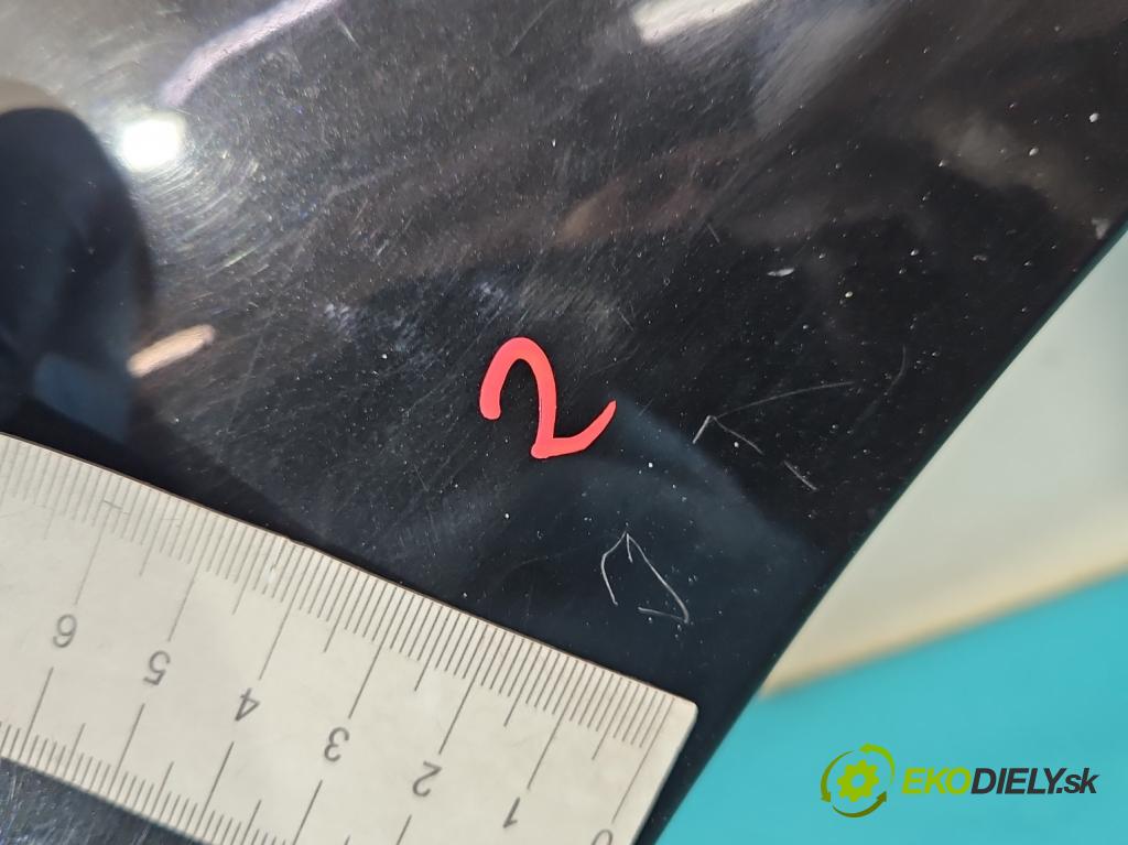 Peugeot 407 2.0 hdi 136hp manual 100 kW 1997 cm3 5- blatnik přední levý  (Predné ľavé)