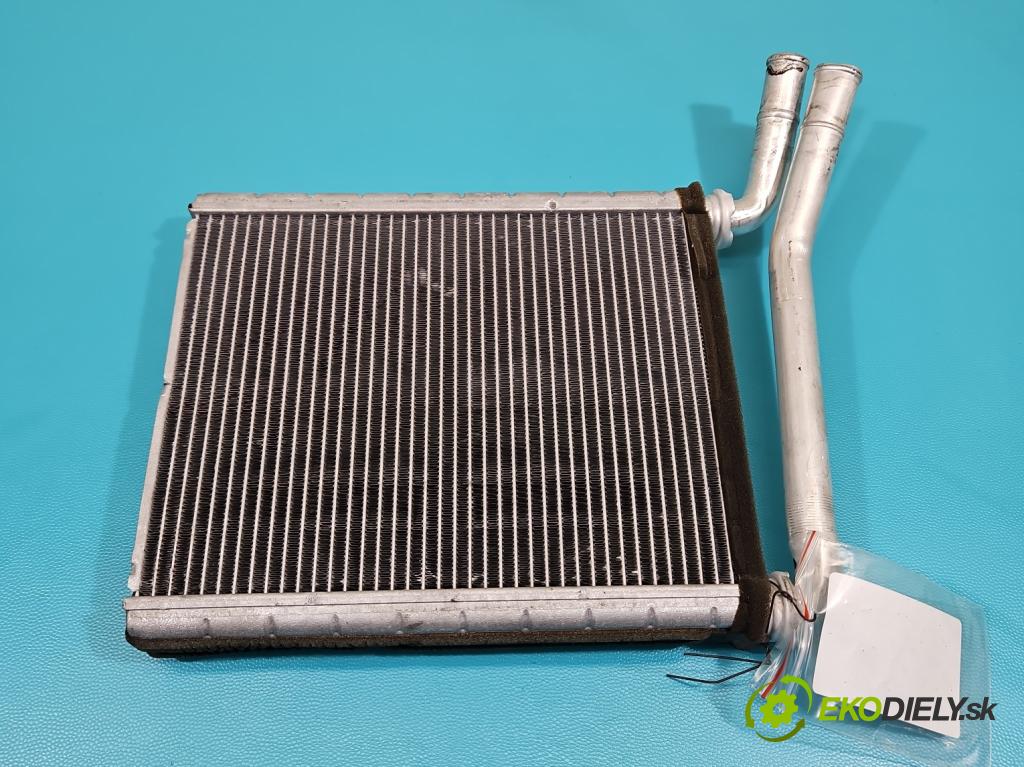 Toyota Auris II 2012-2018 1.4 D4D 90 HP manual 66 kW 1364 cm3 5- radiator  (Radiátor kúrenia)