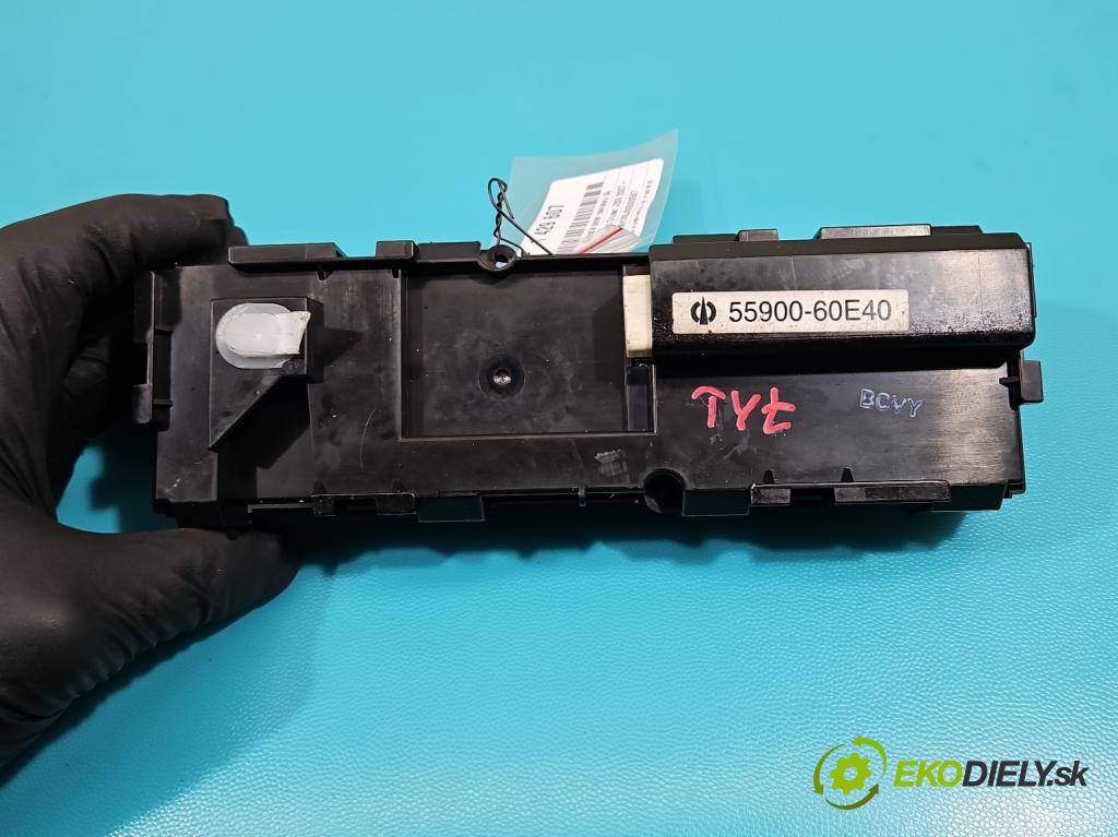 Toyota Land Cruiser J200 2007- 4.5 V8 D4D 286 HP automatic 210 kW 4461 cm3 5- panel kúrenia 55900-60E40