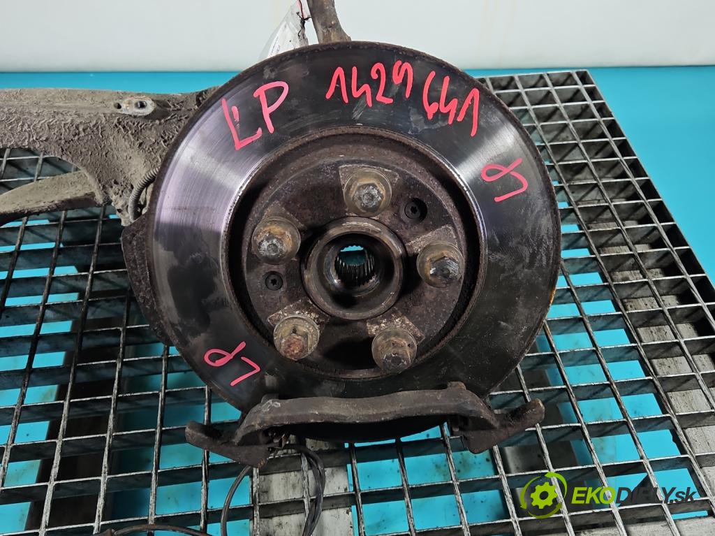 Peugeot 407 2.0 hdi 136 HP manual 100 kW 1997 cm3 5- náboj ľavé  (Náboje)