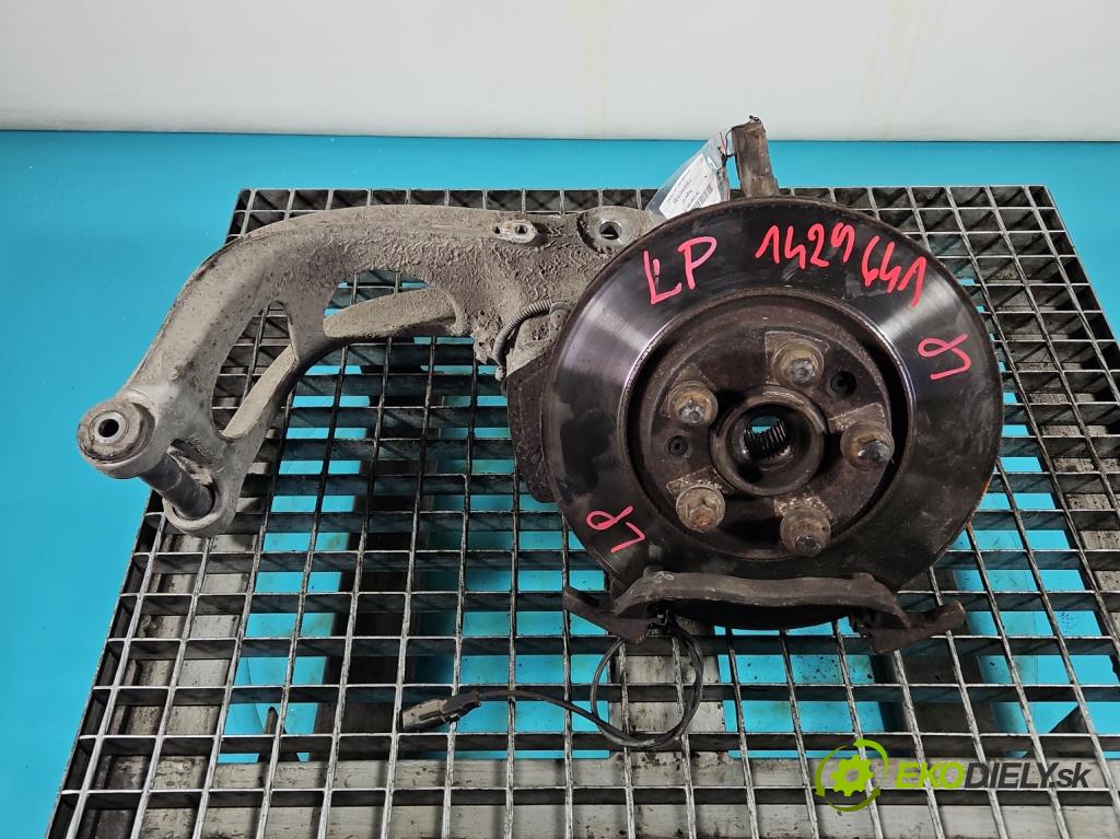 Peugeot 407 2.0 hdi 136 HP manual 100 kW 1997 cm3 5- náboj ľavé  (Náboje)