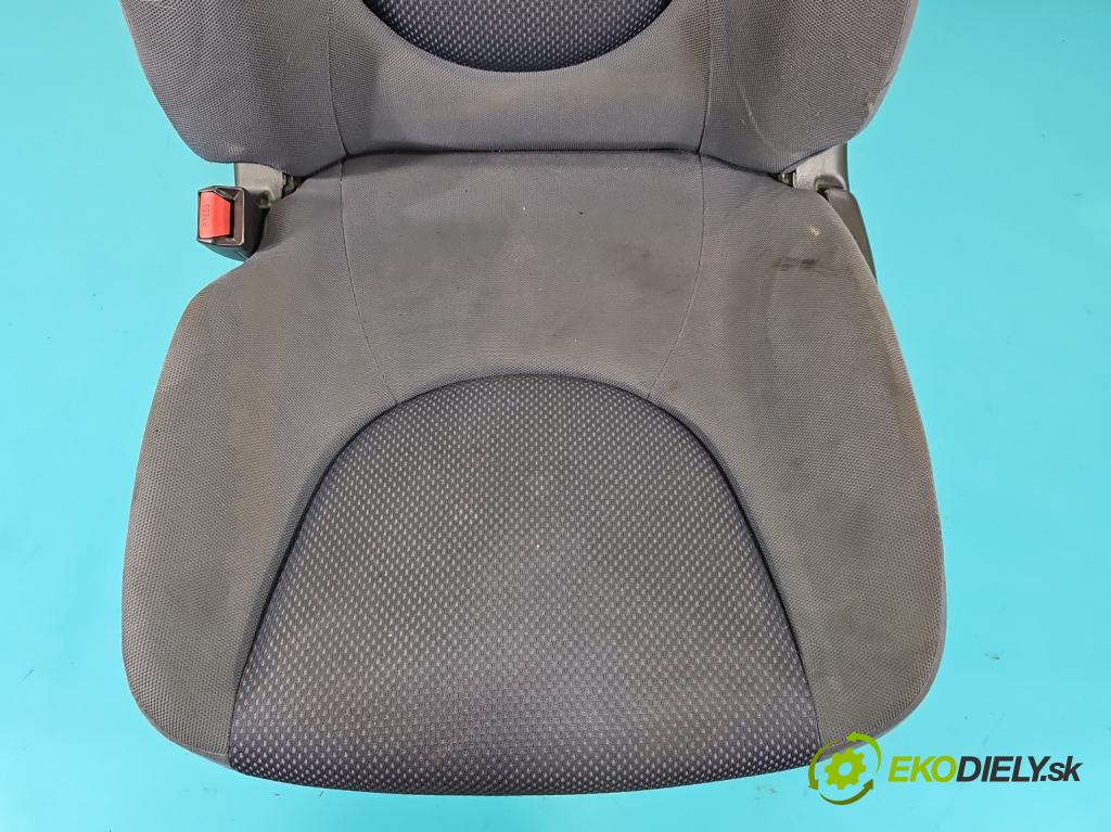 Honda Jazz II 2002-2008 1.3 83 HP manual 61 kW 1339 cm3 5- Sedačka ľavý  (Sedačka, sedadlo)