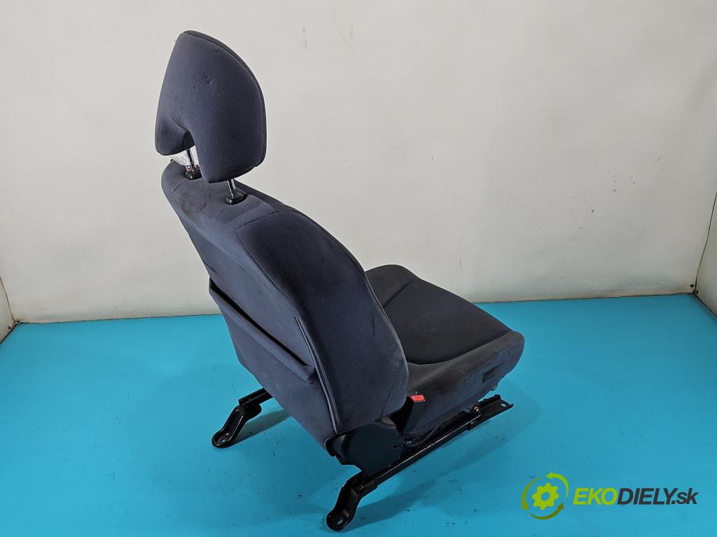 Honda Jazz II 2002-2008 1.3 83 HP manual 61 kW 1339 cm3 5- Sedačka ľavý  (Sedačka, sedadlo)