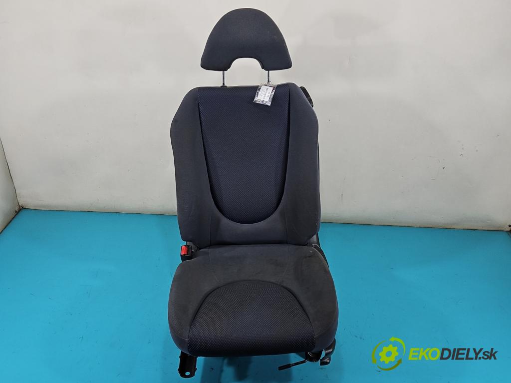 Honda Jazz II 2002-2008 1.3 83 HP manual 61 kW 1339 cm3 5- Sedačka ľavý  (Sedačka, sedadlo)