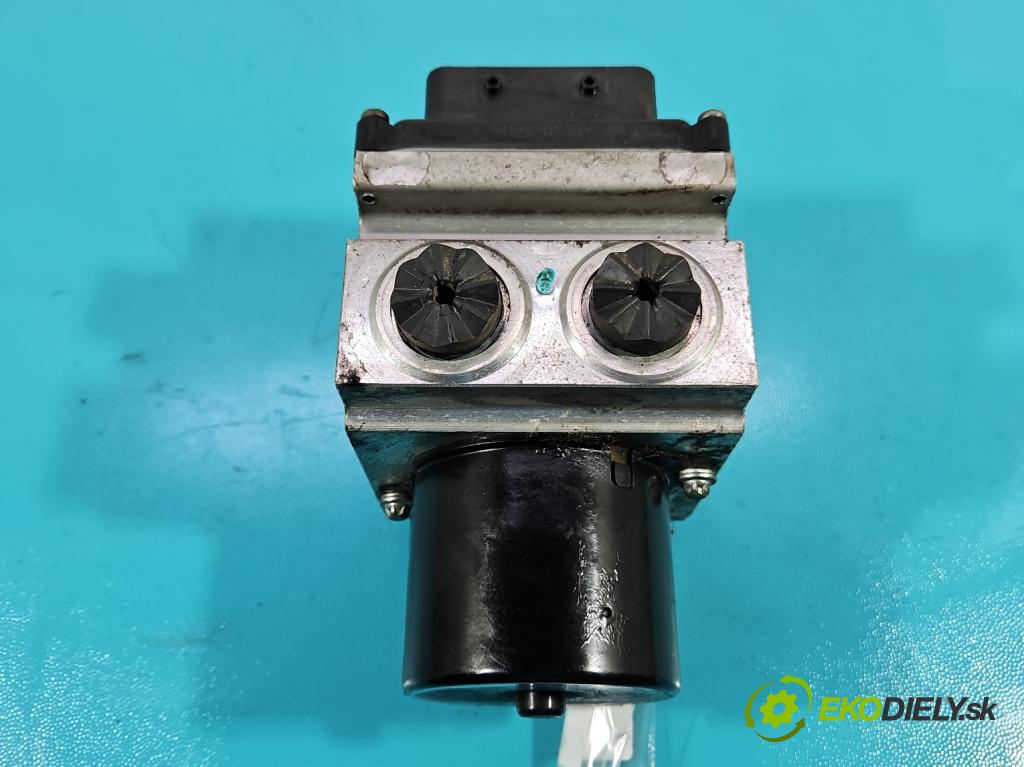 Peugeot 407 2.0 hdi 136 HP manual 100 kW 1997 cm3 5- čerpadlo abs 15710602 (Pumpa ABS)