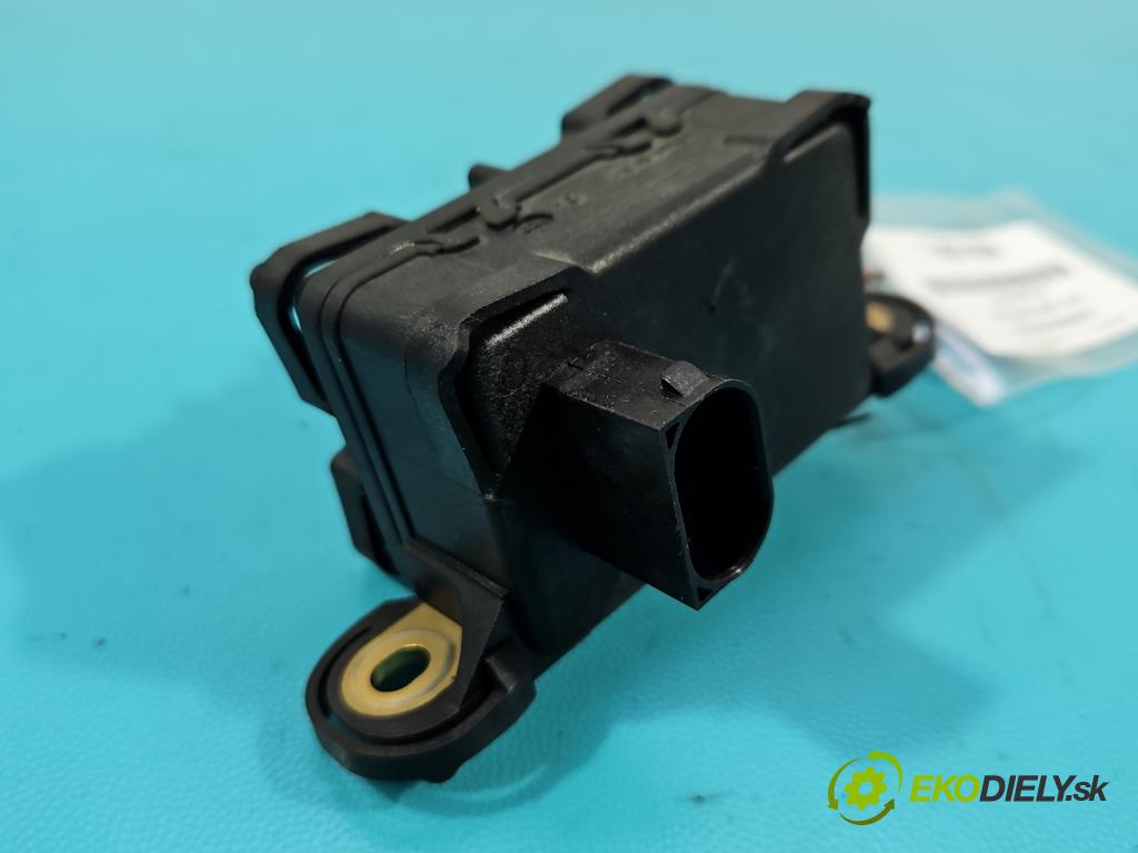 Opel Agila B 2008-2014 1.0 65 hp manual 48 kW 996 cm3 5- snímač ESP 33945-65J10