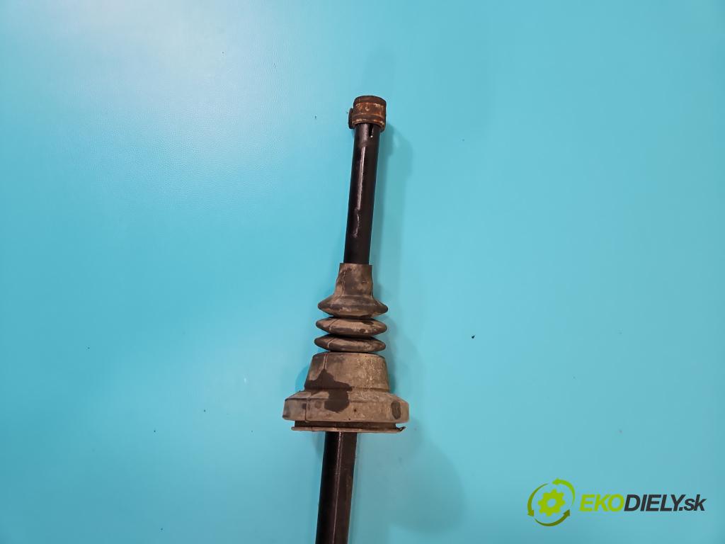 Daewoo Lanos 1.5 16V 100 HP manual 73,2 kW 1498 cm3 5- Páka: Změny: stupeň,rýchlosť  (Rýchlostná páka (kulisa))