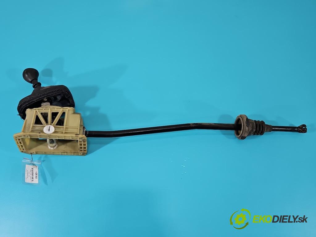 Daewoo Lanos 1.5 16V 100 HP manual 73,2 kW 1498 cm3 5- Páka: Změny: stupeň,rýchlosť  (Rýchlostná páka (kulisa))