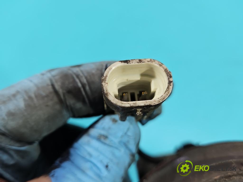 Opel Zafira A 1999-2005 2.0 dti 101 HP manual 74 kW 1995 cm3 5- Kompresor: klimatizácie 24464152 (Kompresory klimatizácie)