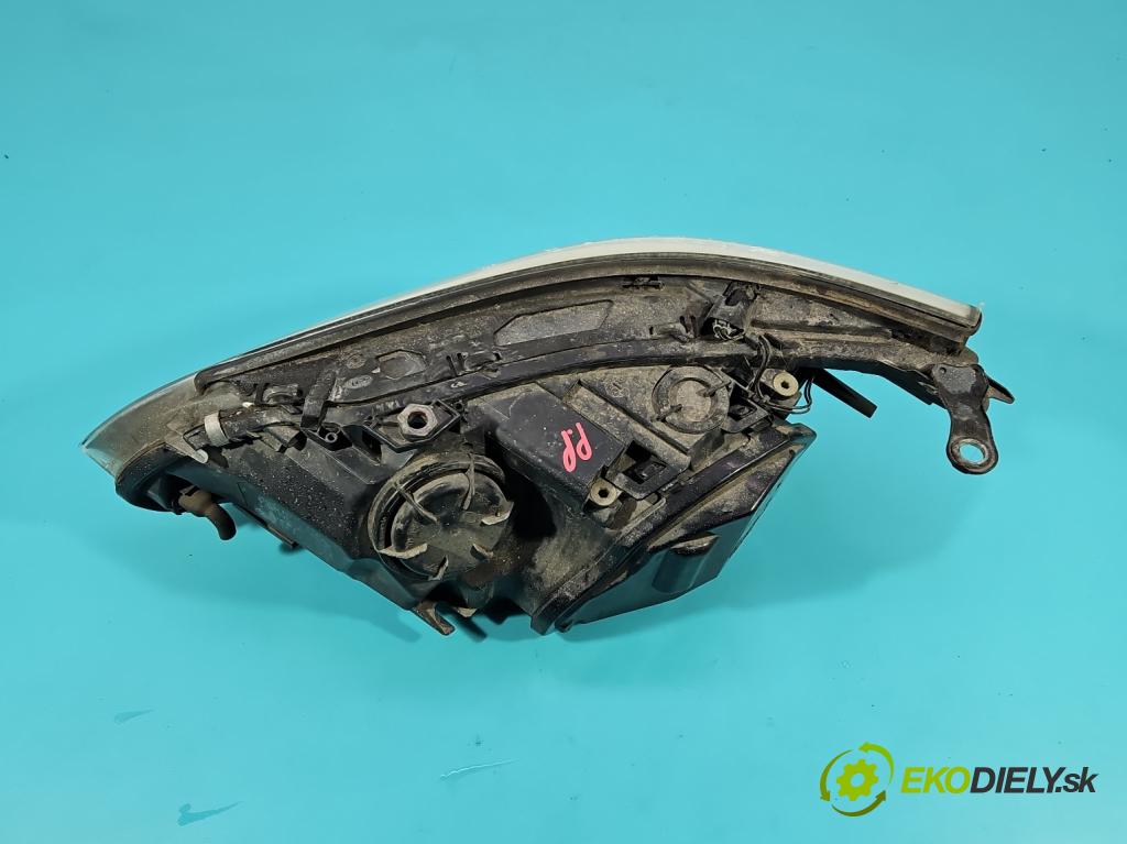 Bmw 5 E60 2003-2010 3.0d 218 HP automatic 160 kW 2993 cm3 5- Reflektor: pravý (Svetlo predné pravé)