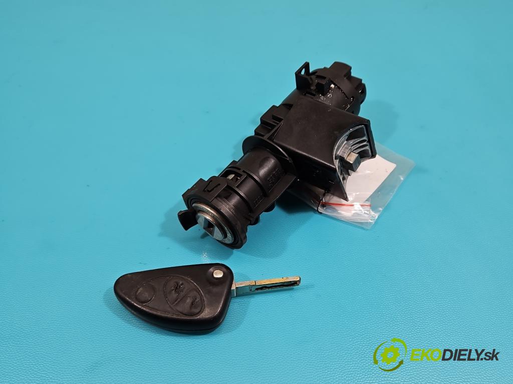 Alfa romeo 147 1.6 16V (AR32104) 120 HP manual 88 kW 1598 cm3 5- Spínačka  (Spínacie skrinky a kľúče)