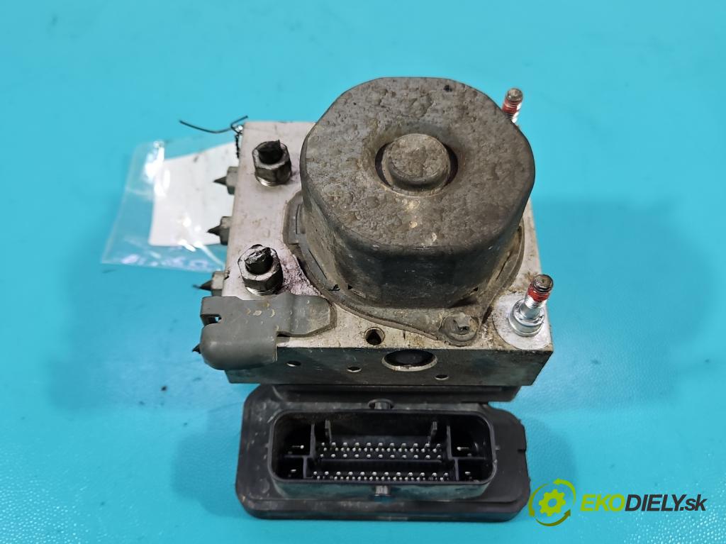 Toyota Auris II 2012-2018 1.4 D4D 90 HP manual 66 kW 1364 cm3 5- čerpadlo abs 2265106455 (Pumpa ABS)