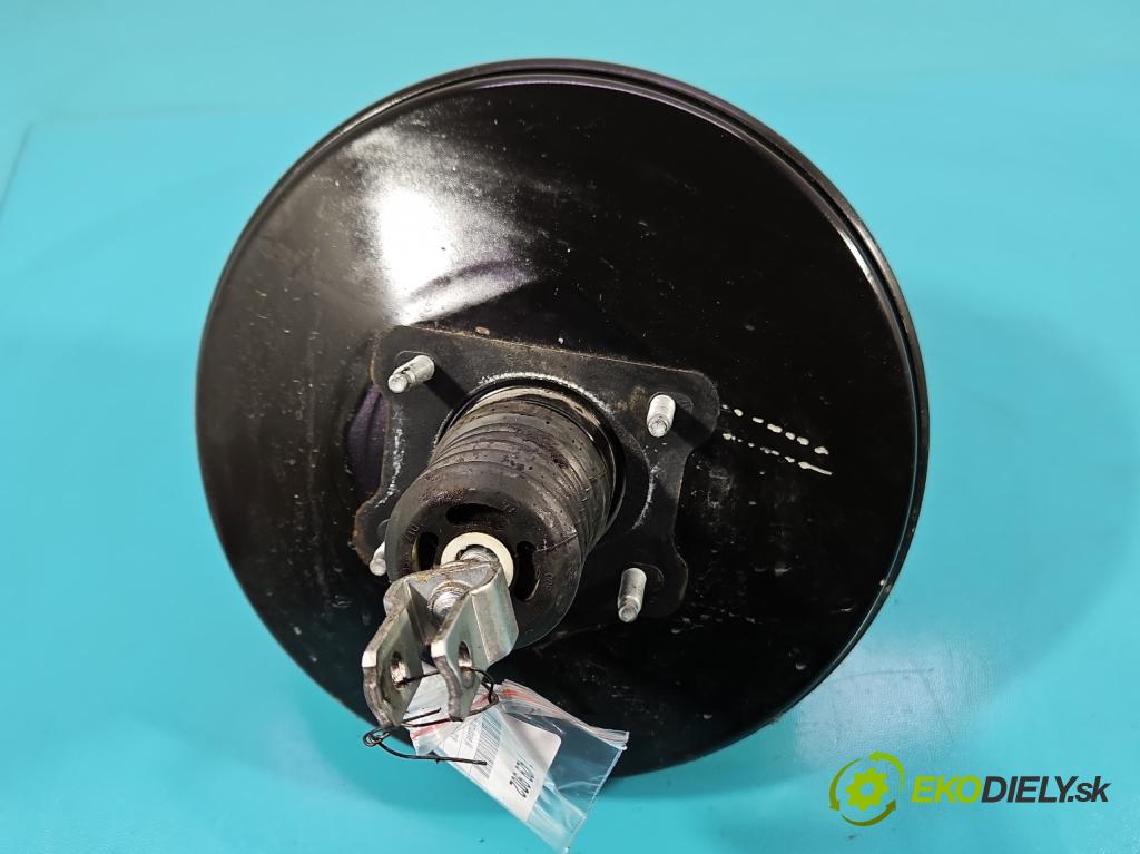 Toyota Auris II 2012-2018 1.4 D4D 90 HP manual 66 kW 1364 cm3 5- servo brzdové 47200-02E90-A