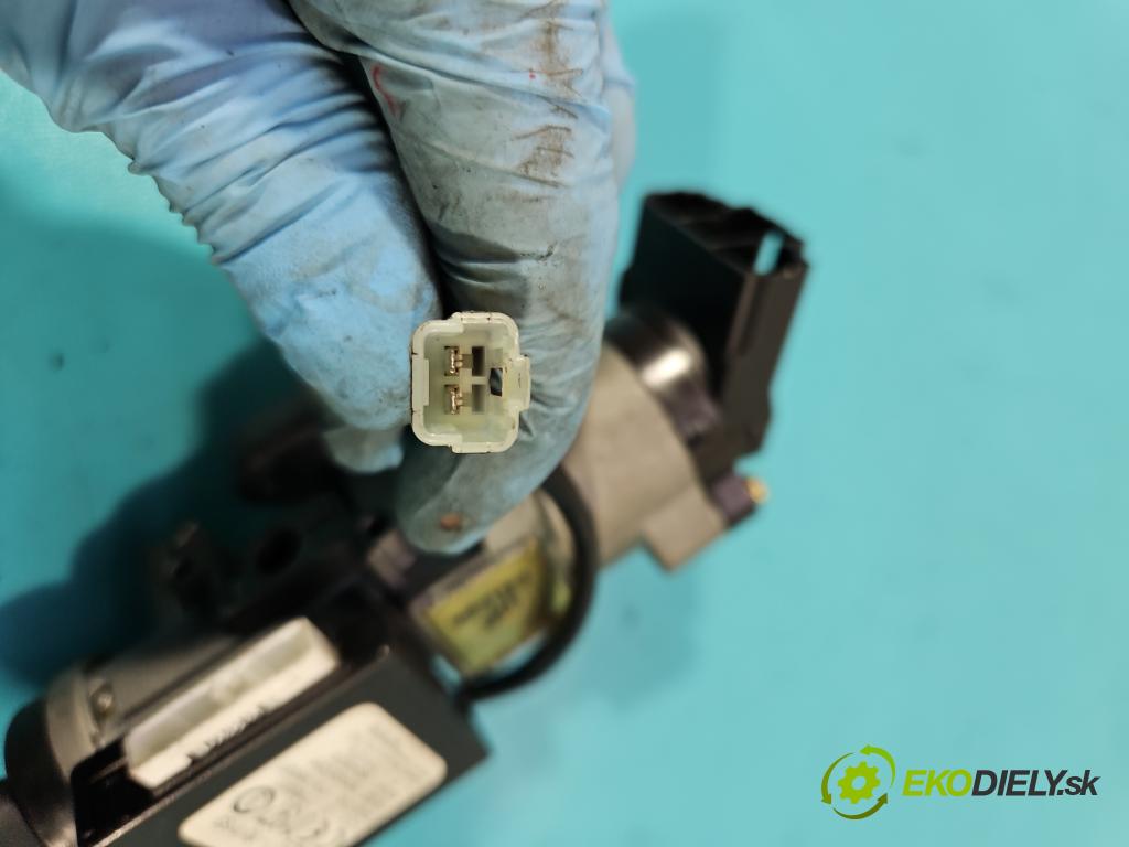 Chevrolet Aveo T200 2003-2008 1,2.0 8V 72 HP manual 53 kW 1150 cm3 5- Spínačka 96540559 (Spínacie skrinky a kľúče)