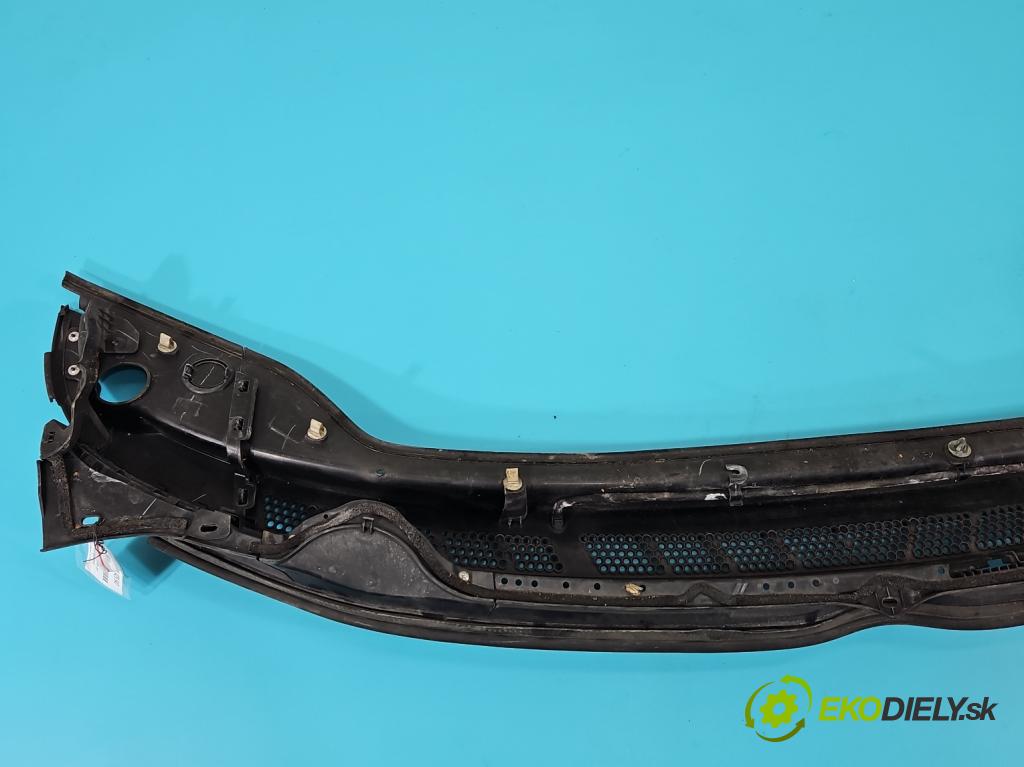 Honda Civic VIII 2006-2011 1.8 16V 140 HP manual 103 kW 1799 cm3 4- torpédo  (Torpédo (plast pod čelným sklom))