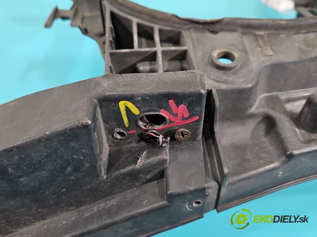 Renault Scenic III 2009-2016 1.6 dci 131 HP manual 96 kW 1598 cm3 5- torpédo  (Torpédo (plast pod čelným sklom))