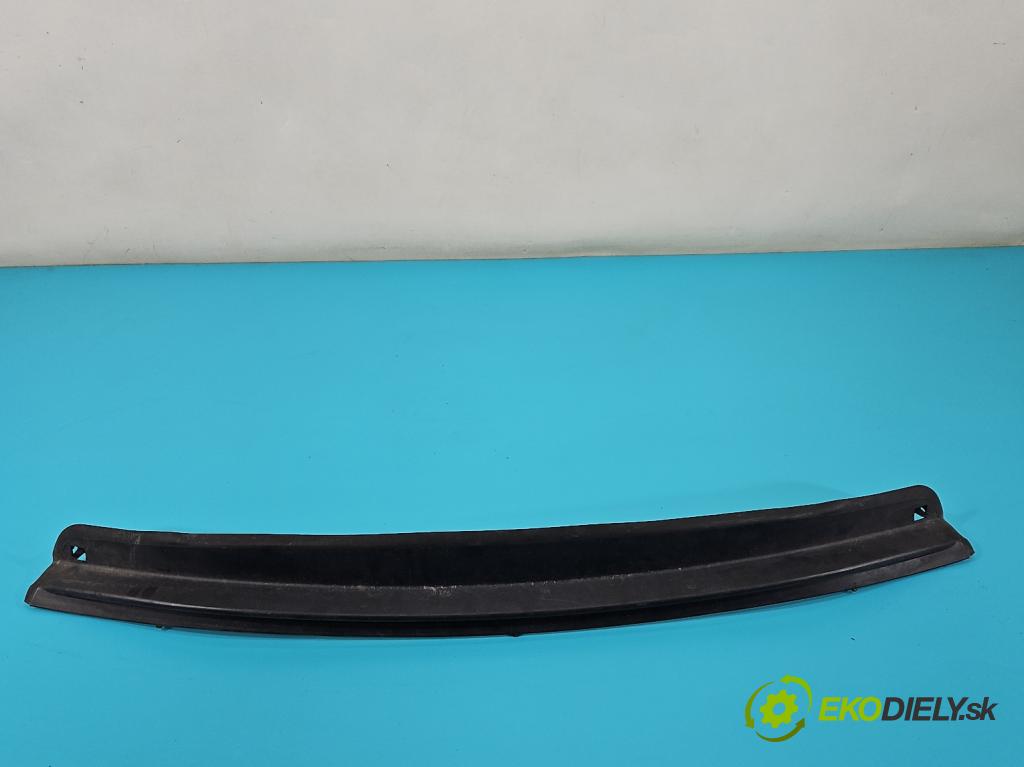 Renault Scenic III 2009-2016 1.6 dci 131 HP manual 96 kW 1598 cm3 5- torpédo  (Torpédo (plast pod čelným sklom))