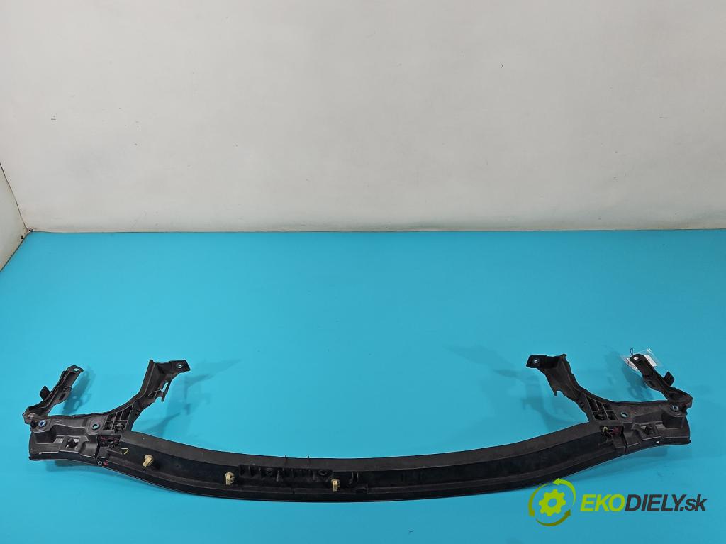 Renault Scenic III 2009-2016 1.6 dci 131 HP manual 96 kW 1598 cm3 5- torpédo  (Torpédo (plast pod čelným sklom))