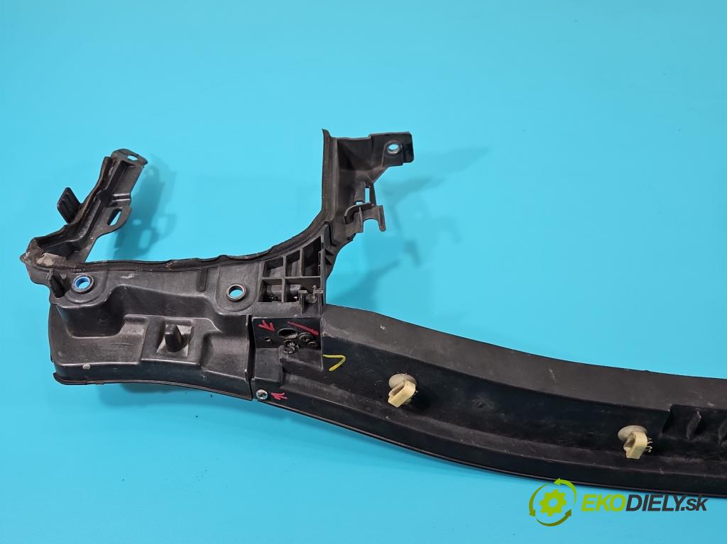 Renault Scenic III 2009-2016 1.6 dci 131 HP manual 96 kW 1598 cm3 5- torpédo  (Torpédo (plast pod čelným sklom))