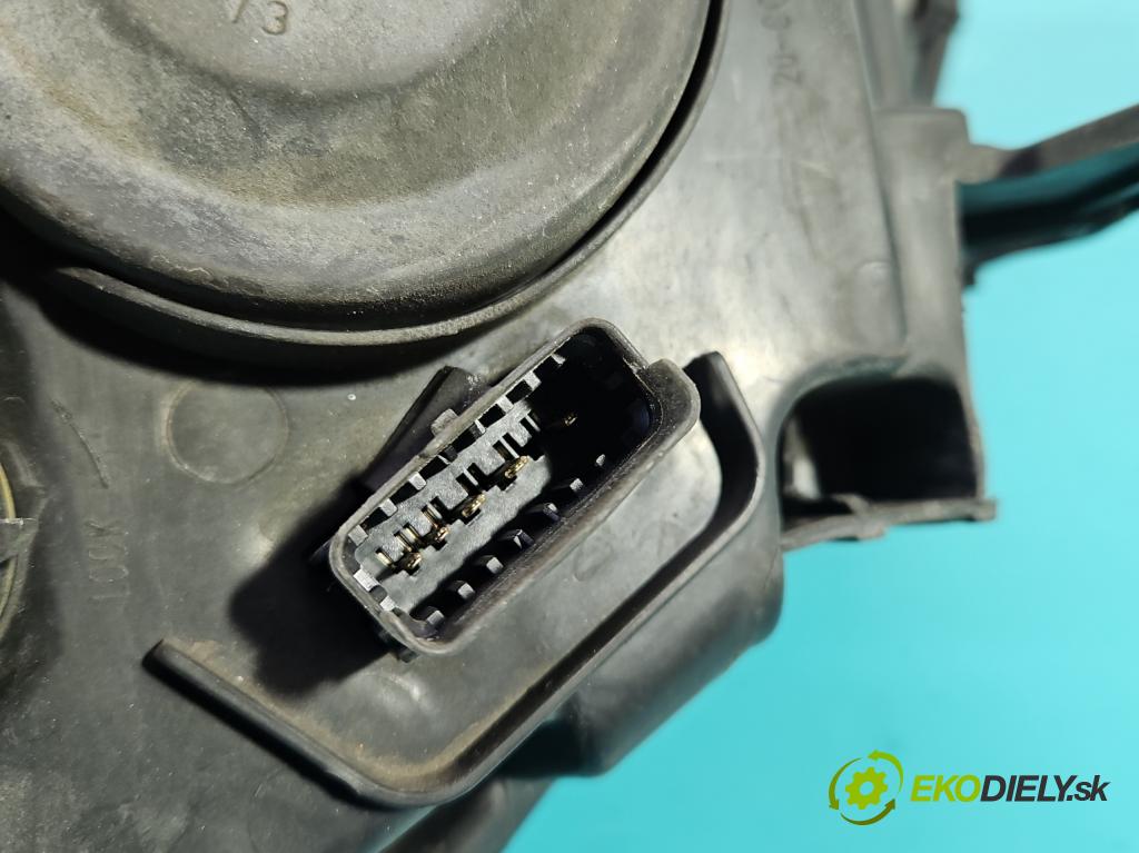 Renault Scenic III 2009-2016 1.6 dci 131 HP manual 96 kW 1598 cm3 5- Reflektor: pravý  (Svetlo predné pravé)