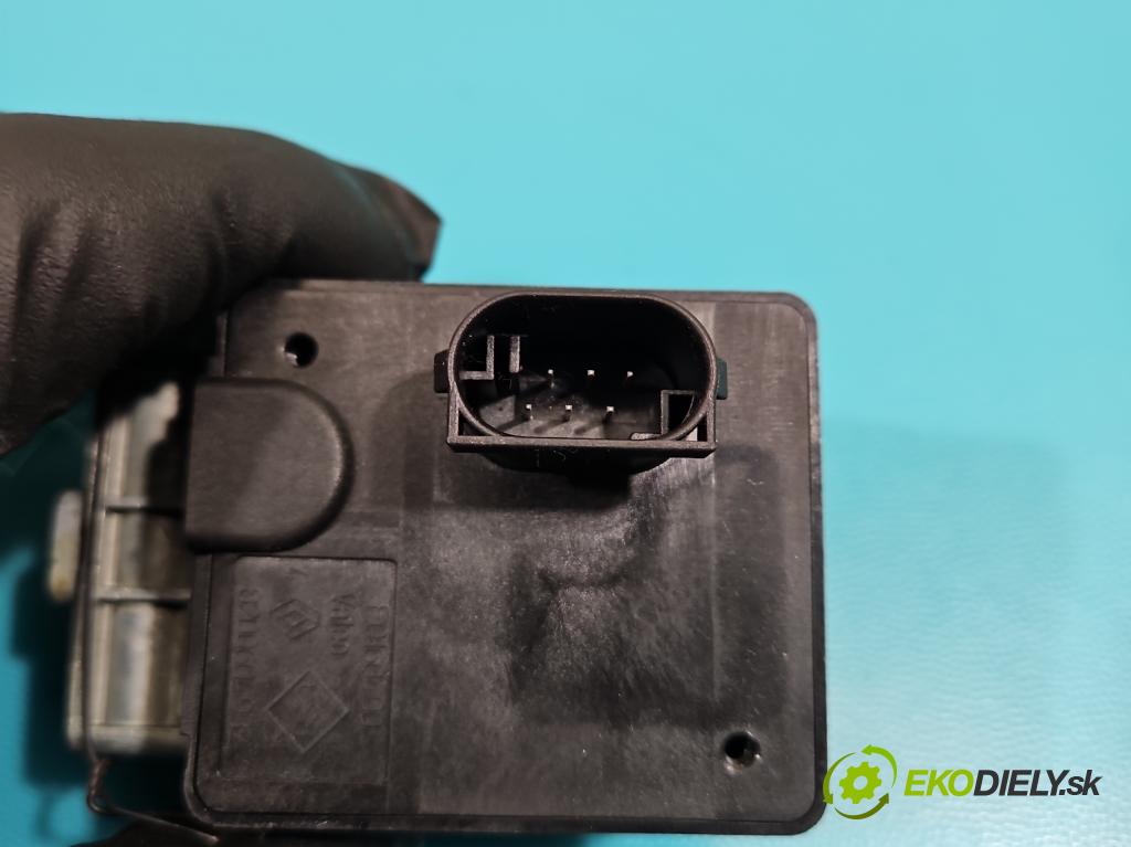 Renault Scenic III 2009-2016 1.6 dci 131 HP manual 96 kW 1598 cm3 5- Blokáda: řízení:  (Ostatné)