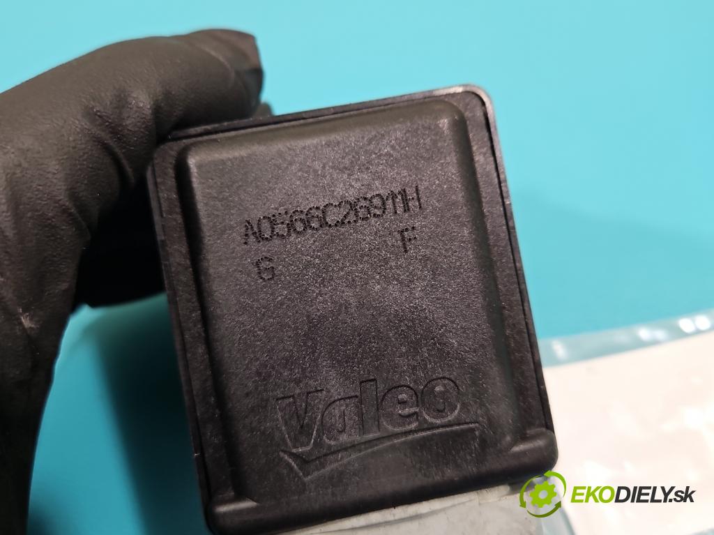 Renault Scenic III 2009-2016 1.6 dci 131 HP manual 96 kW 1598 cm3 5- Blokáda: řízení:  (Ostatné)