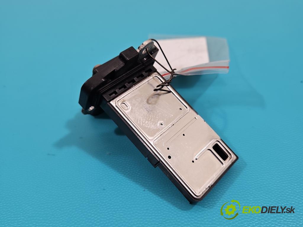 Toyota Land Cruiser J200 2007- 4.5 V8 D4D 286 HP automatic 210 kW 4461 cm3 5- průtokoměr: 22204-51010 (Váhy vzduchu)