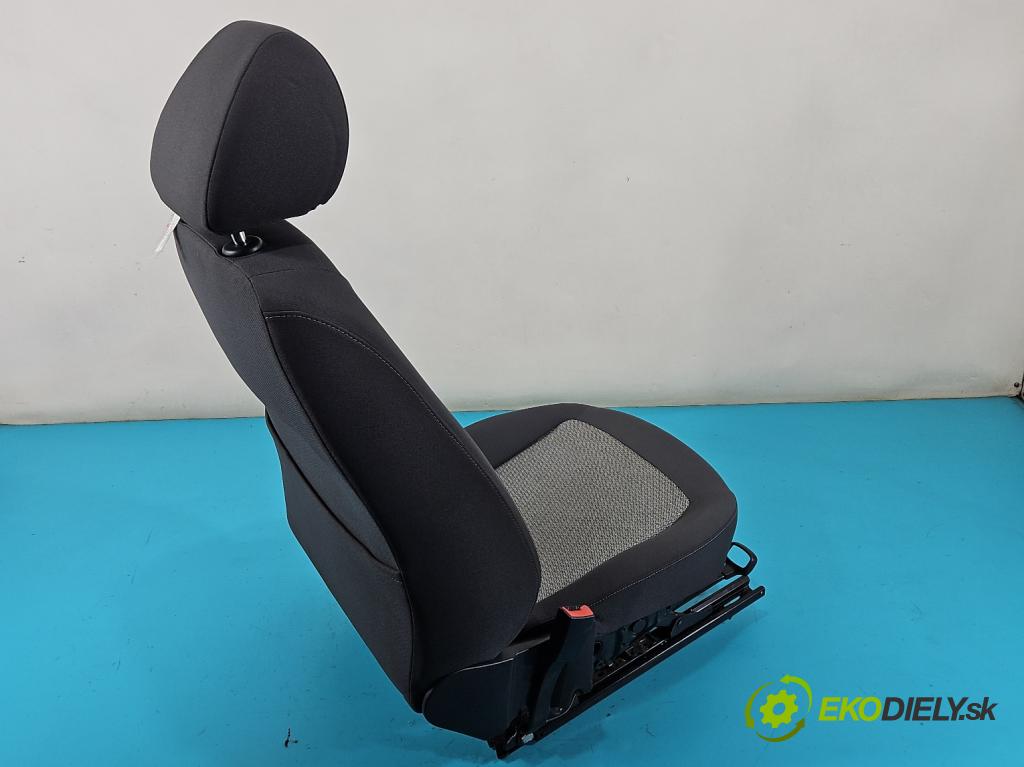 Seat Ibiza IV 6J 2008-2017 1.6 16V 105 HP automatic 77 kW 1598 cm3 5- Sedačka ľavý  (Sedačka, sedadlo)