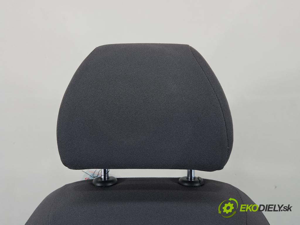 Seat Ibiza IV 6J 2008-2017 1.6 16V 105 HP automatic 77 kW 1598 cm3 5- Sedačka pravý  (Sedačka, sedadlo)