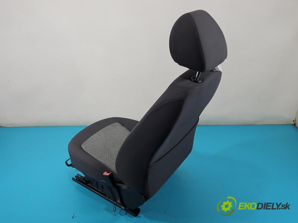 Seat Ibiza IV 6J 2008-2017 1.6 16V 105 HP automatic 77 kW 1598 cm3 5- Sedačka pravý  (Sedačka, sedadlo)