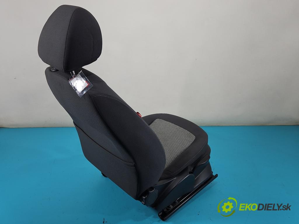 Seat Ibiza IV 6J 2008-2017 1.6 16V 105 HP automatic 77 kW 1598 cm3 5- Sedačka pravý  (Sedačka, sedadlo)