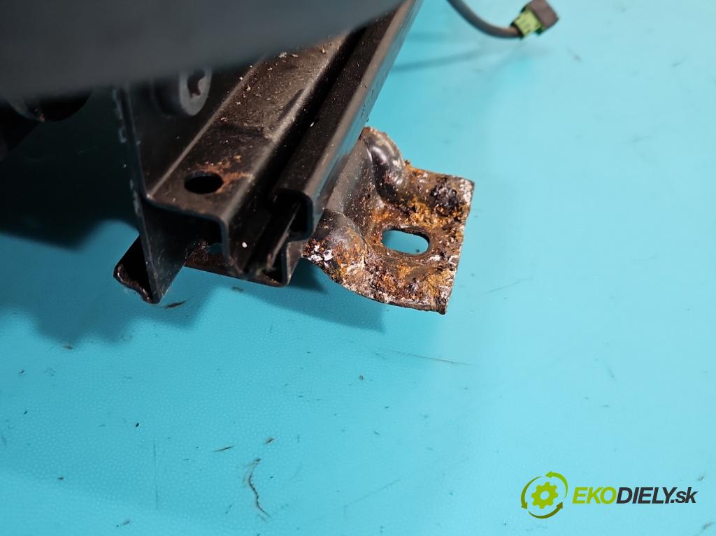 Bmw 5 E60 2003-2010 3.0d 218 HP automatic 160 kW 2993 cm3 5- Sedačka ľavý  (Sedačka, sedadlo)