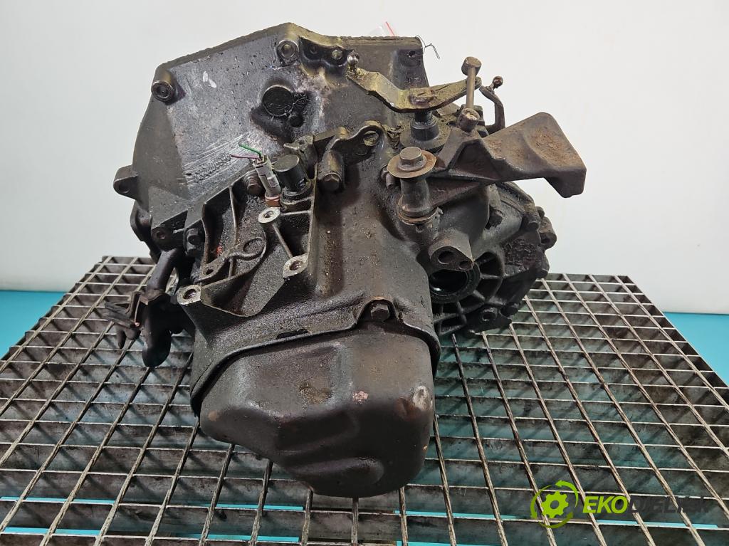 Citroen C2 1.4 hdi 73 HP manual 54 kW 1360 cm3 3- prevodovka stupeň,rýchlosť manual 20CQ53