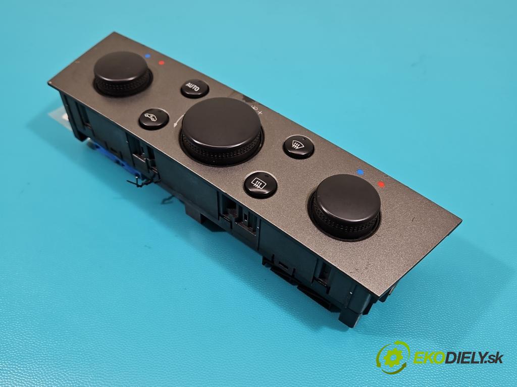 Opel Vectra C 2002-2008 1.8 16V 122 HP manual 90 kW 1796 cm3 4- panel kúrenia 13130001