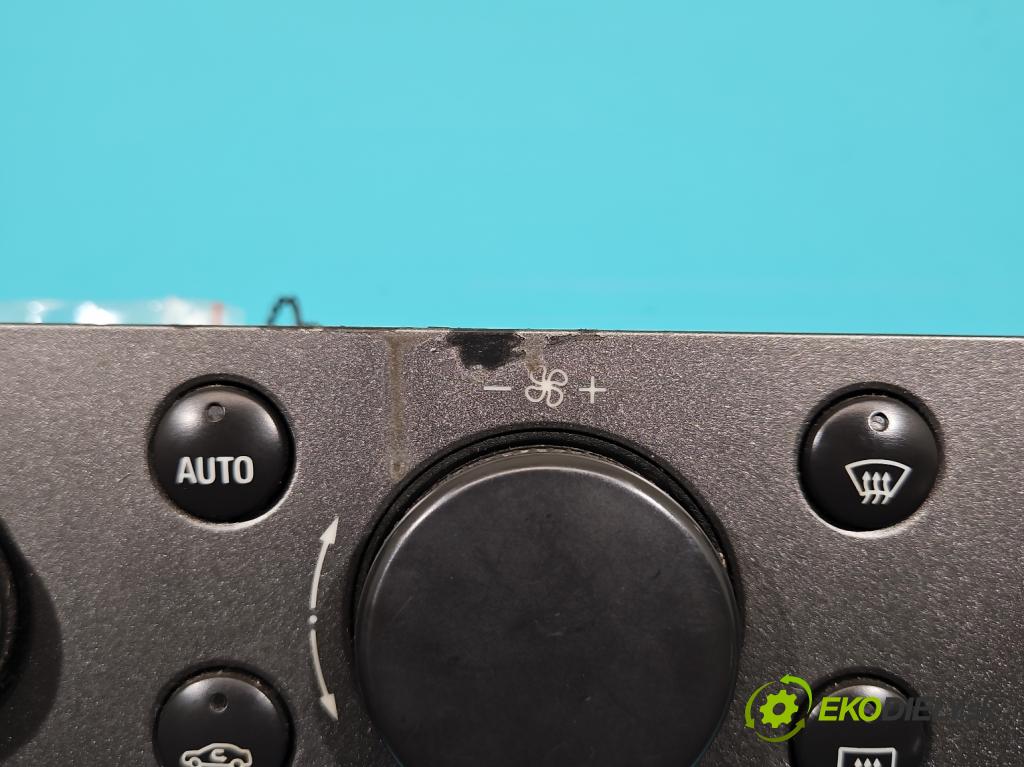 Opel Vectra C 2002-2008 1.8 16V 122 HP manual 90 kW 1796 cm3 4- panel kúrenia 13130001