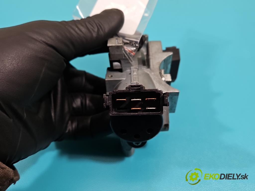 Mitsubishi Colt 1996-2004 1.3 75 HP manual 55 kW 1299 cm3 3- Spínačka (Spínacie skrinky a kľúče)