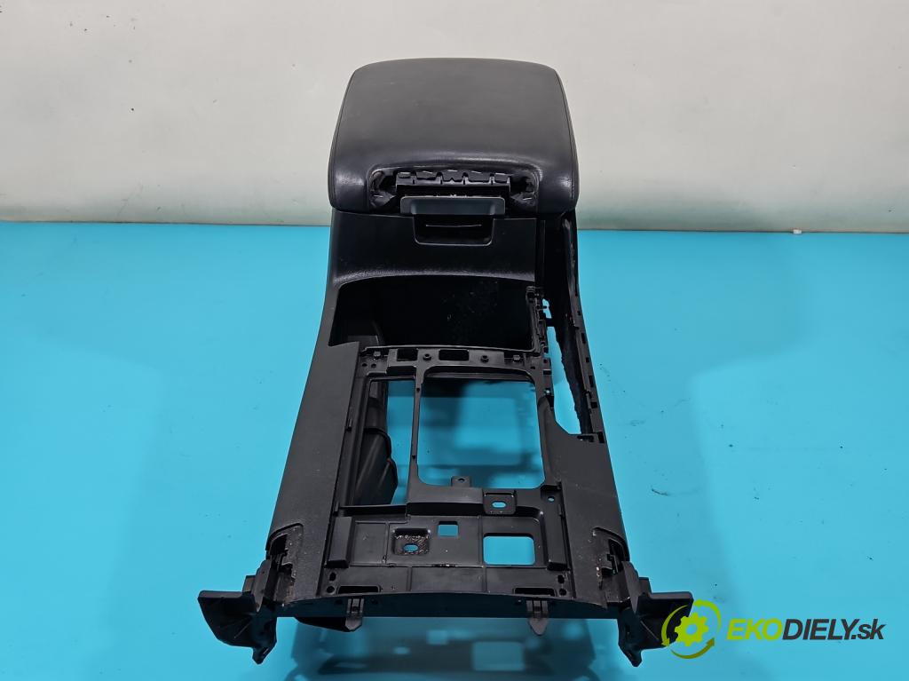 Toyota Land Cruiser J200 2007- 4.5 V8 D4D 286 HP automatic 210 kW 4461 cm3 5- operadlo 658923-0040 (Lakťové opierky)