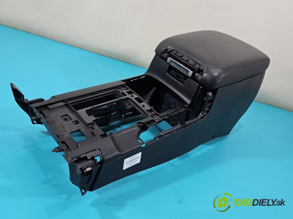 Toyota Land Cruiser J200 2007- 4.5 V8 D4D 286 HP automatic 210 kW 4461 cm3 5- operadlo 658923-0040 (Lakťové opierky)