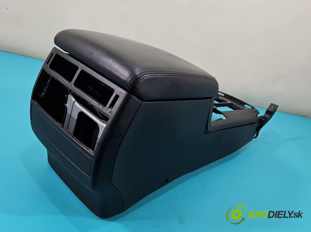 Toyota Land Cruiser J200 2007- 4.5 V8 D4D 286 HP automatic 210 kW 4461 cm3 5- operadlo 658923-0040 (Lakťové opierky)