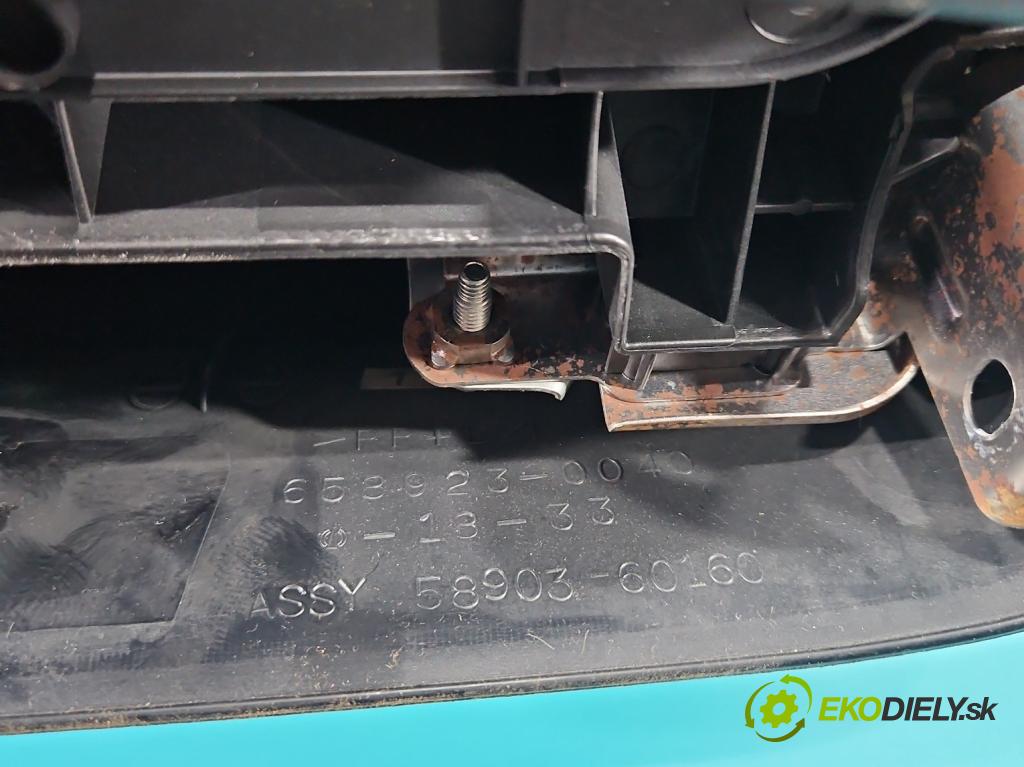 Toyota Land Cruiser J200 2007- 4.5 V8 D4D 286 HP automatic 210 kW 4461 cm3 5- operadlo 658923-0040 (Lakťové opierky)