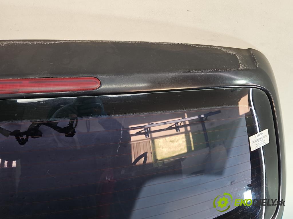 Vw Touran I 2003-2015 2.0 tdi 136hp manual 100 kW 1968 cm3 5- zadní kufrové dveře  (Zadní kapoty)