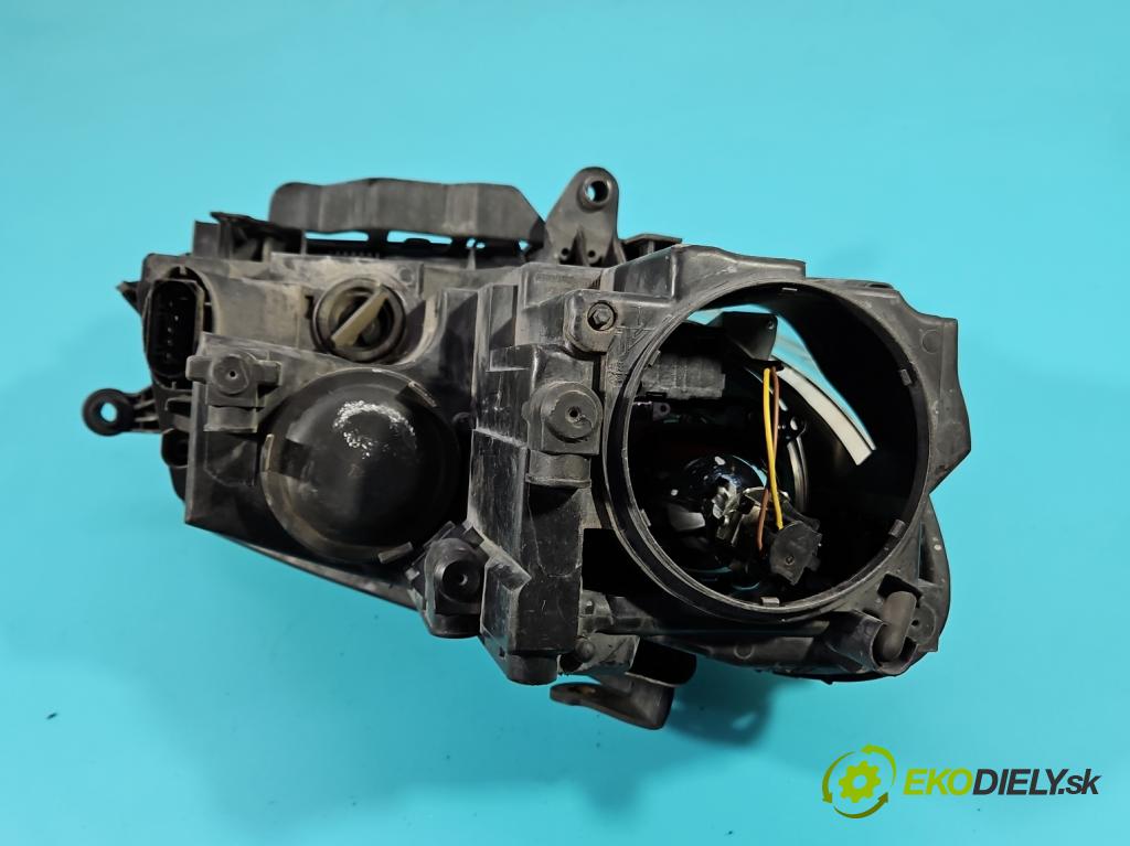 Vw Touran I 2003-2015 2.0 tdi 136 HP manual 100 kW 1968 cm3 5- Reflektor: ľavý 1T0941005B (Kľučka dverí ostatné)