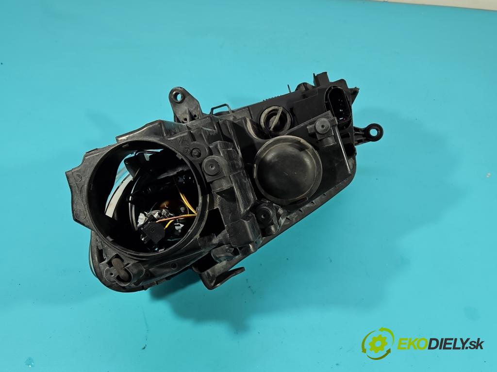 Vw Touran I 2003-2015 2.0 tdi 136 HP manual 100 kW 1968 cm3 5- Reflektor: pravý 1T1941006B (Svetlo predné pravé)