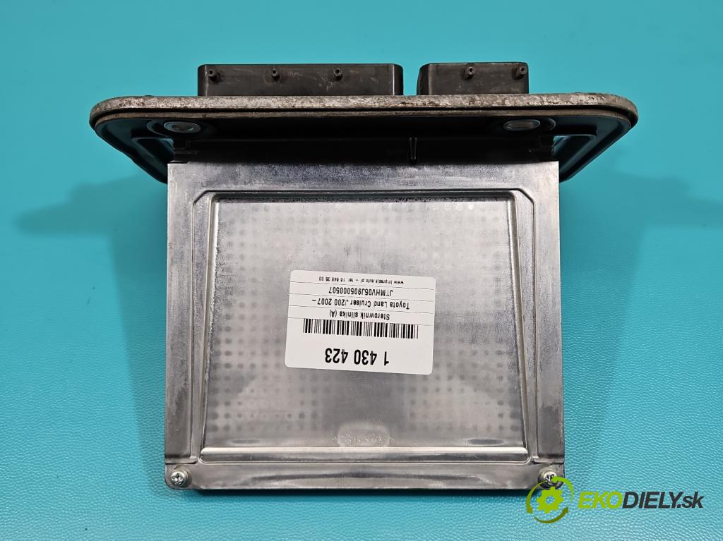 Toyota Land Cruiser J200 2007- 4.5 V8 D4D 286 HP automatic 210 kW 4461 cm3 5- riadiaca jednotka motora 89661-60F60