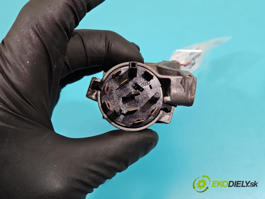 Seat Ibiza IV 6J 2008-2017 1.6 16V 105 HP automatic 77 kW 1598 cm3 5- Spínačka 4B0905851C (Spínacie skrinky a kľúče)