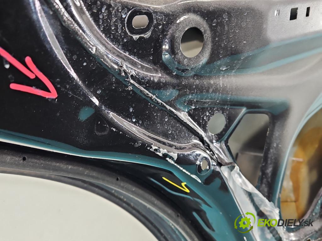 Suzuki Vitara II 2015- 1.6 16V 120 HP automatic 88 kW 1586 cm3 5- dvere zadné ľavé  (Kľučka dverí ostatné)