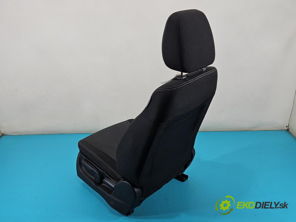 Suzuki Vitara II 2015- 1.6 16V 120 HP automatic 88 kW 1586 cm3 5- Sedačka ľavý  (Sedačka, sedadlo)