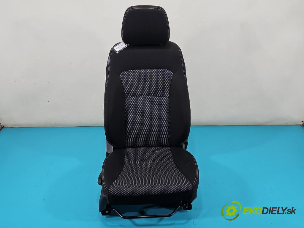 Suzuki Vitara II 2015- 1.6 16V 120 HP automatic 88 kW 1586 cm3 5- Sedačka pravý  (Sedačka, sedadlo)