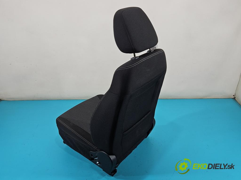 Suzuki Vitara II 2015- 1.6 16V 120 HP automatic 88 kW 1586 cm3 5- Sedačka pravý  (Sedačka, sedadlo)