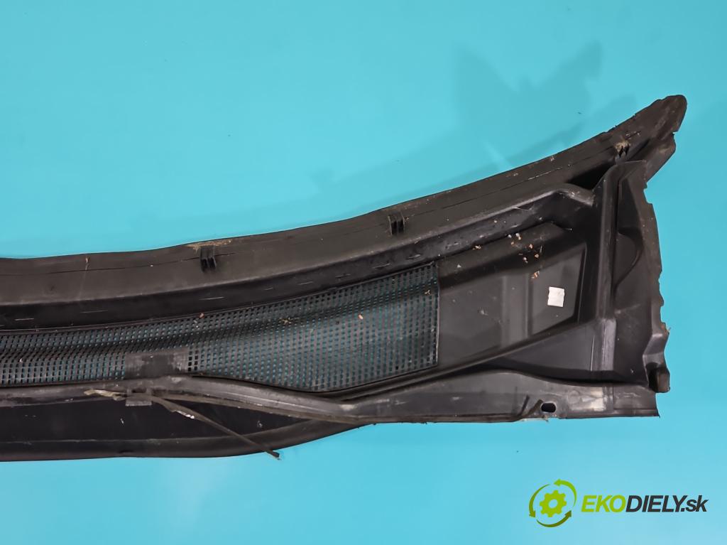 Dodge Caravan V 2007-2020 3.6 V6 automatic 211 kW 3605 cm3 5- torpédo  (Torpédo (plast pod čelným sklom))